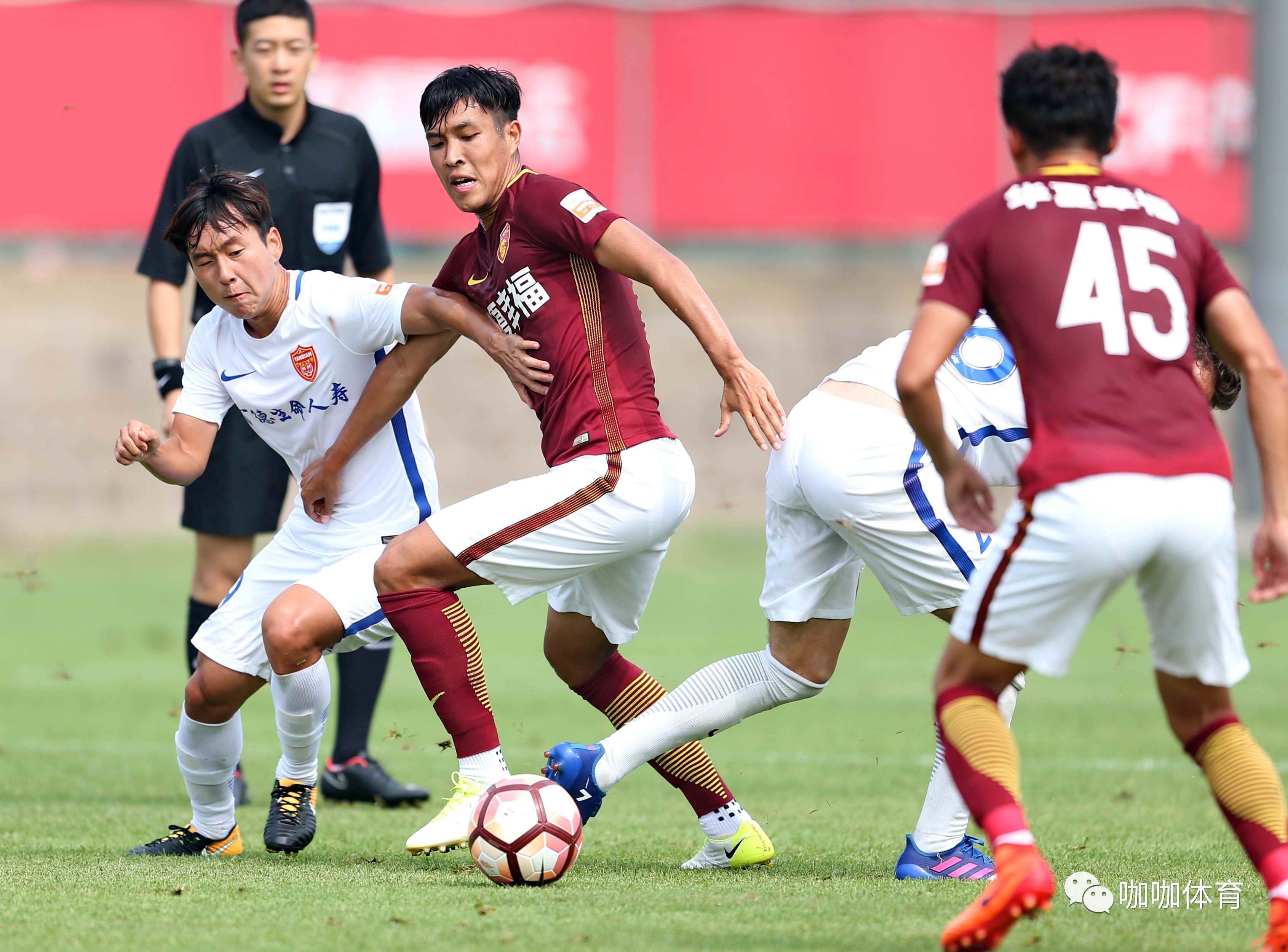 吉林队喜冲到西南,豪取三连胜继续引领榜首的简单介绍 吉林队喜冲到西南,豪取三连胜继续引领榜首的简单介绍